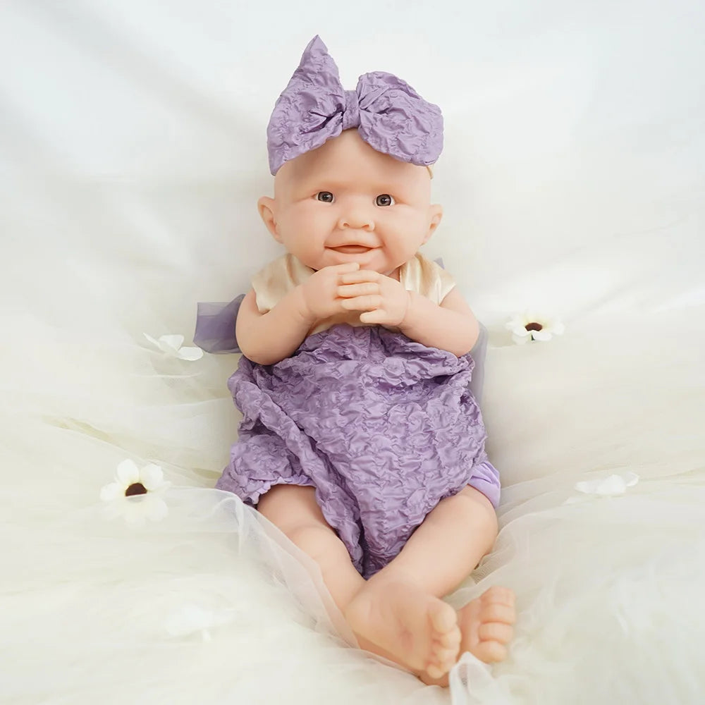 19.5-inch silicone reborn doll 3.35kg ultra realistic touch sweet smile slightly parted lips dynamic styling girl