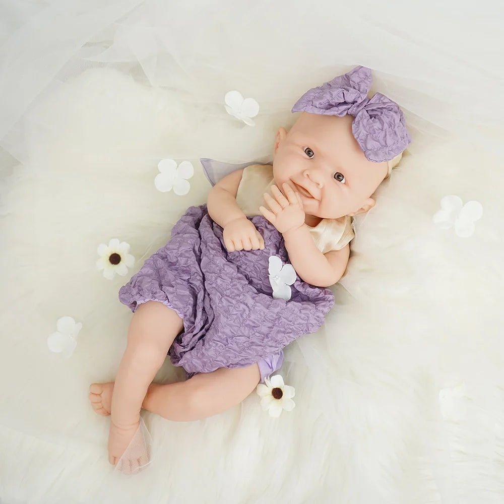 19.5-inch silicone reborn doll 3.35kg ultra realistic touch sweet smile slightly parted lips dynamic styling girl